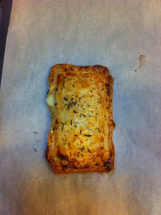 The turkey-provolone-artichoke pesto pocket pie. I sprinkled some dried thyme on top. However, next time, I will remember the less-is-more rule as it applies to dried herbs (they go a long way!).