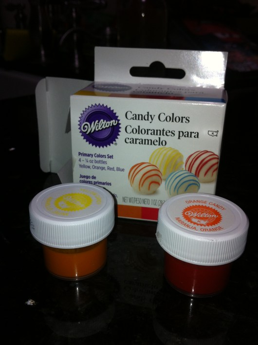 Notice the two containers now with their lid labels clearly marked. Let's just say I wasn't paying attention to the label when I started my "Easter Carrot" project.