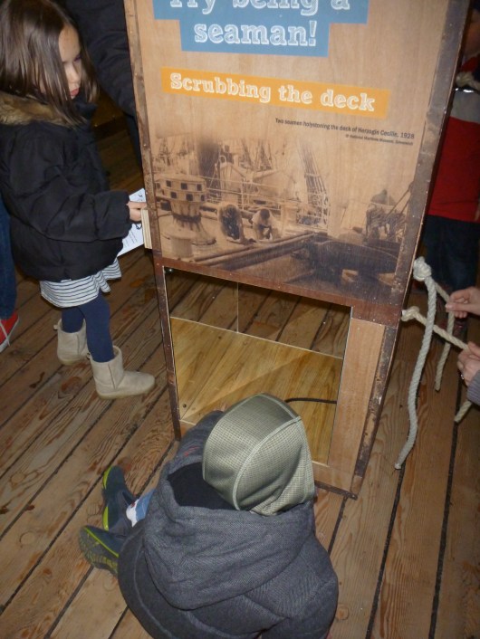 T took "all hands on deck" seriously with this hands-on deck scrubbing station for kids.