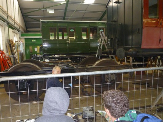 06 boys watching steamie workers