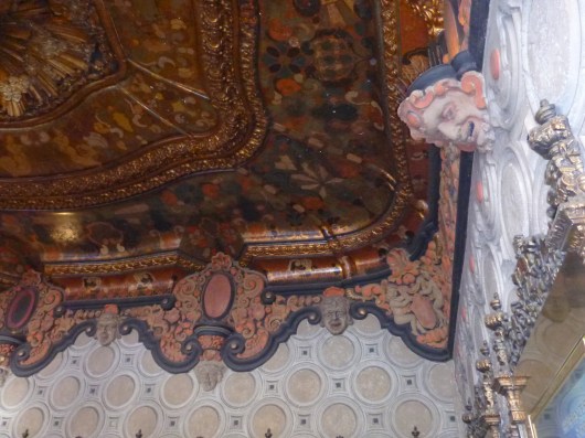 More of the ceiling alcove that covers the outer entrance of the El Capitan Theatre.