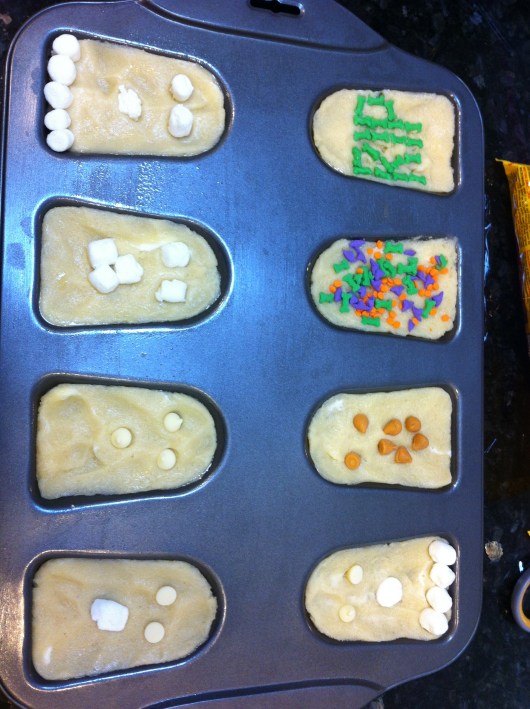 Some of my Halloween cakesicle attempts.