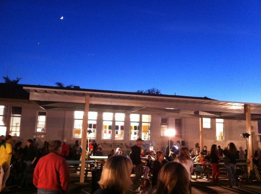 It was a picture-perfect night for some Fall-tastic, artistic fun!