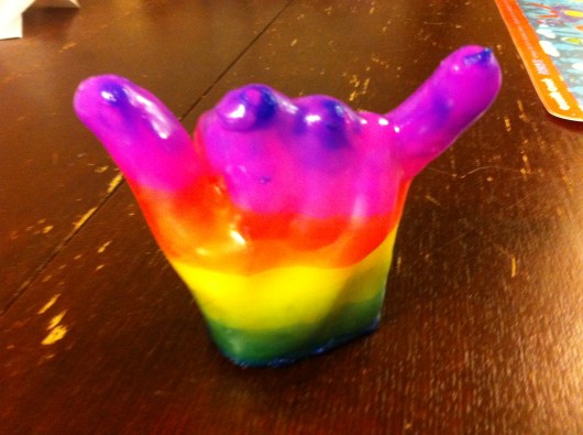 T's finished hand model!